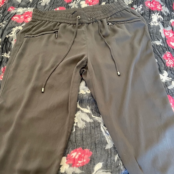 Elastic waist dress pants - Picture 1 of 7